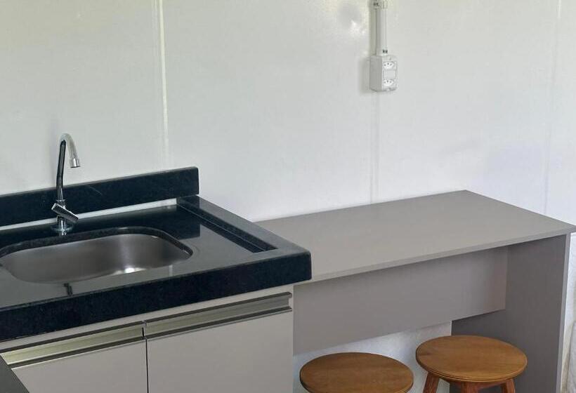 Vila Verde Containers