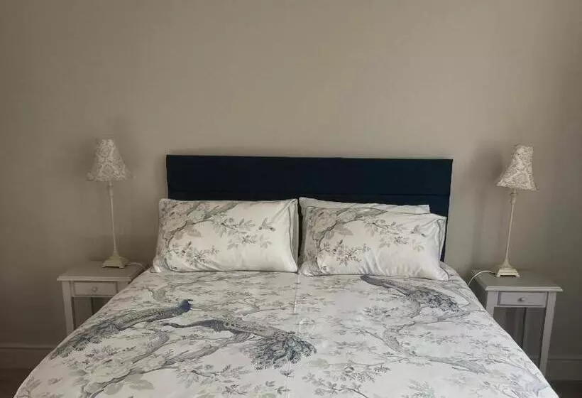 Aamiaismajoitus (B&B) North Clifton Hall