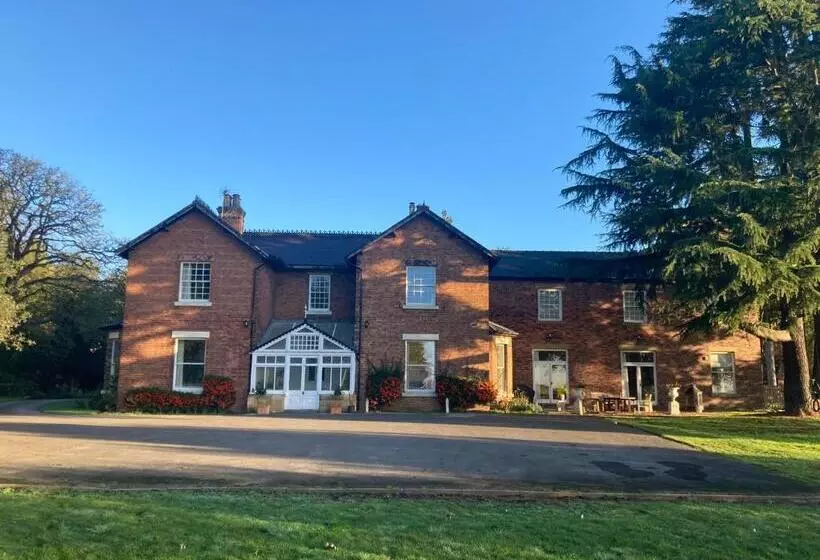 Aamiaismajoitus (B&B) North Clifton Hall