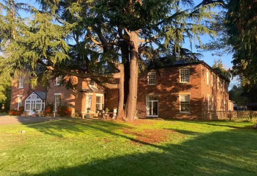 Aamiaismajoitus (B&B) North Clifton Hall