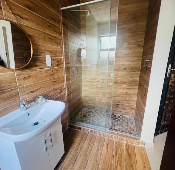 تختخواب و صبحانه Sewelo Inn Guesthouse