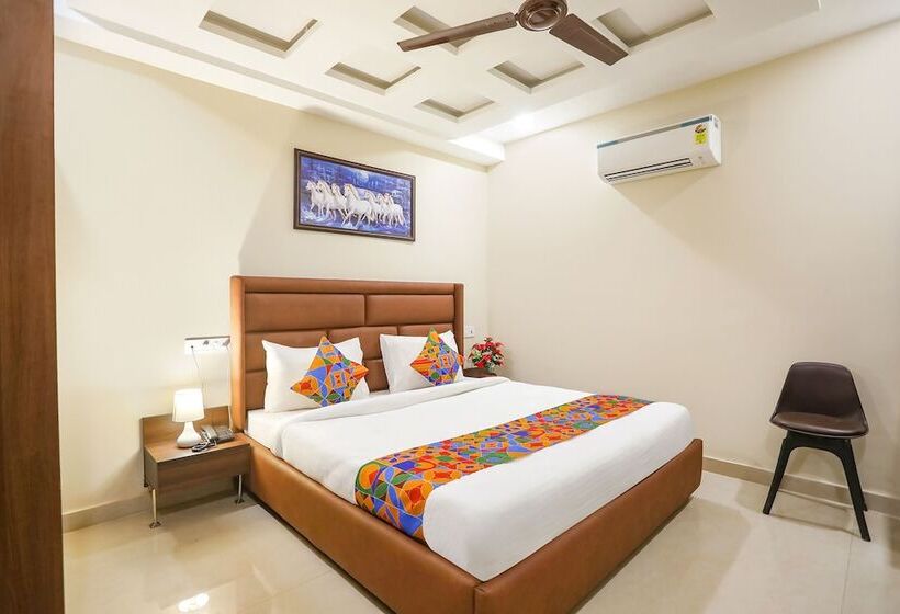 Fabhotel Nirvana Residency