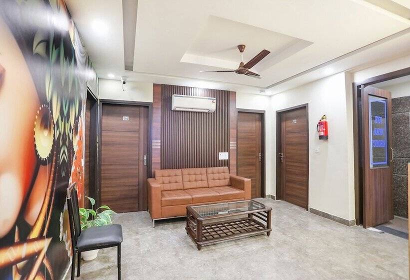 Fabhotel Nirvana Residency