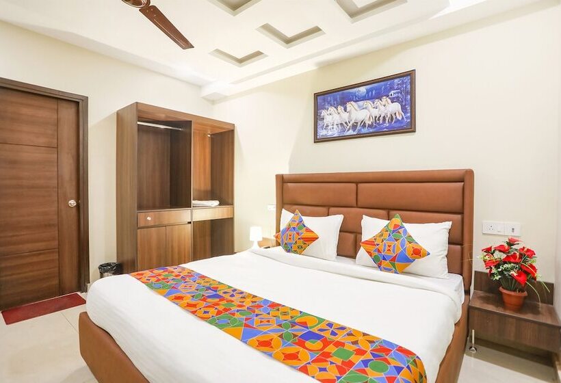 Fabhotel Nirvana Residency