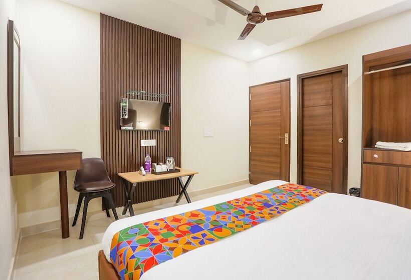 Fabhotel Nirvana Residency