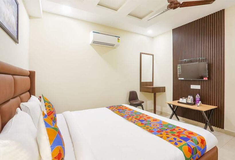 Fabhotel Nirvana Residency