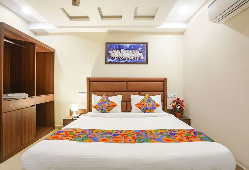 Fabhotel Nirvana Residency