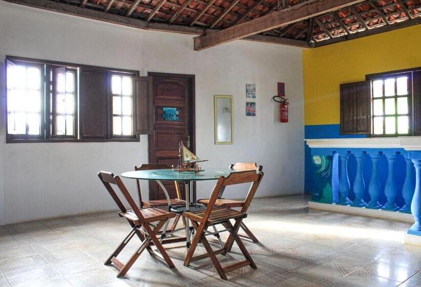 Caminhos Do Mar Hostel