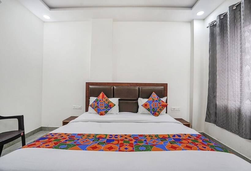 Fabhotel Akash Inn