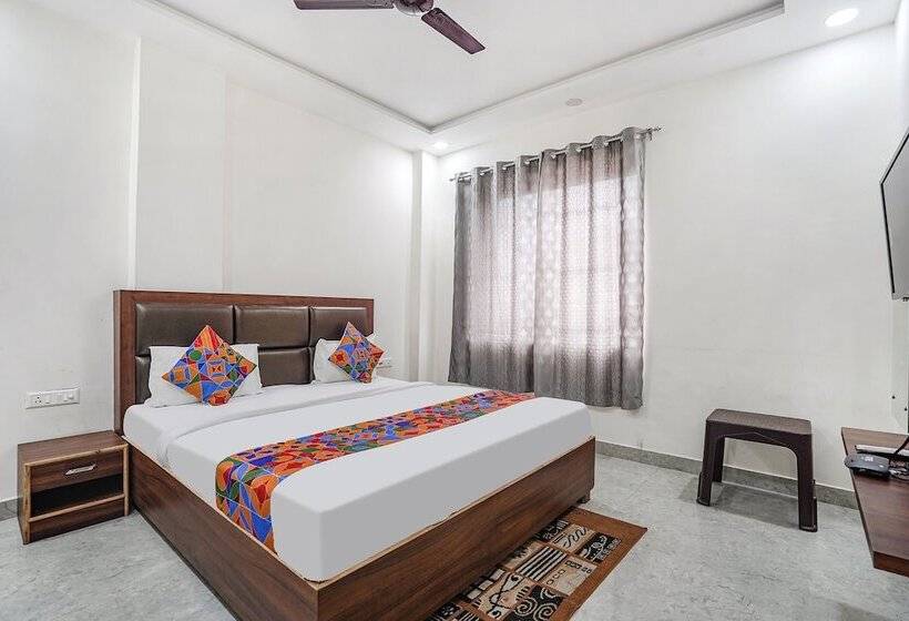 Fabhotel Akash Inn