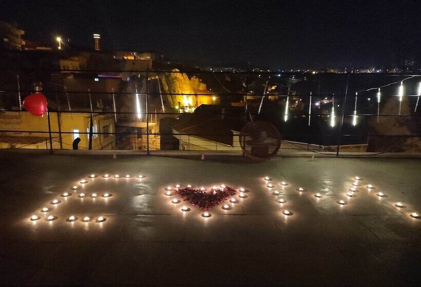 Hotel Euphoria Cave House