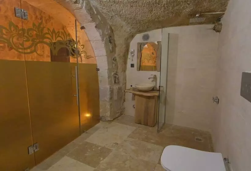 Hotelli Euphoria Cave House