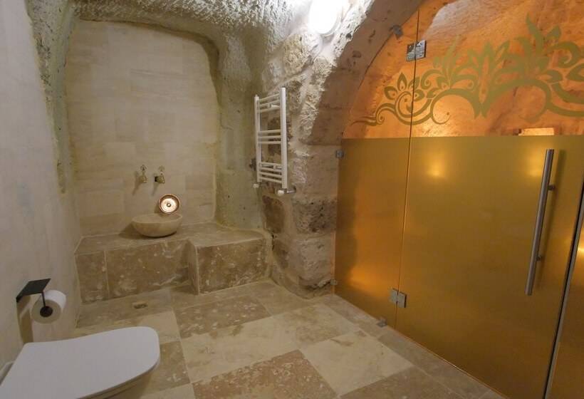 Hotel Euphoria Cave House