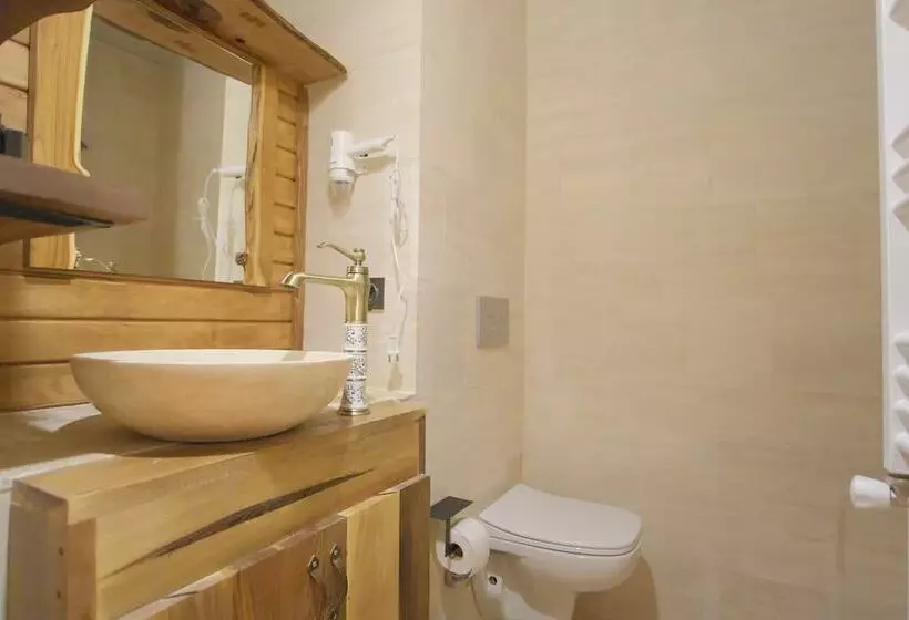 Hotelli Euphoria Cave House