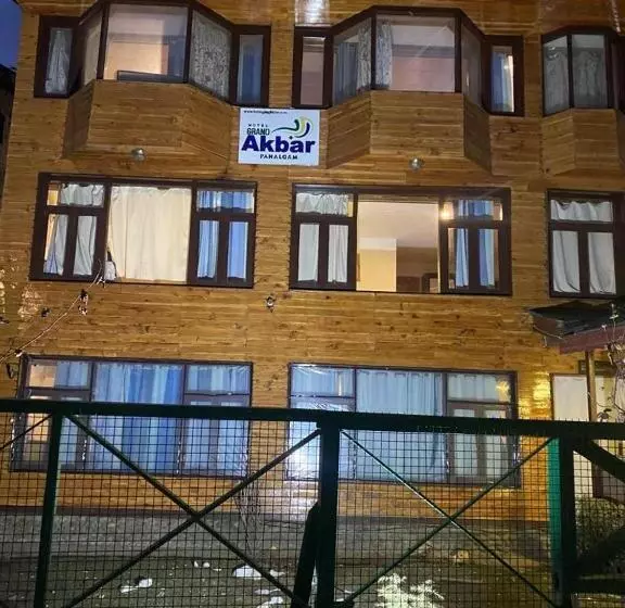 ホテル Grand Akbar