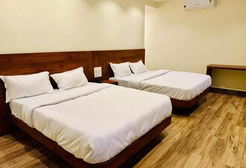 ホテル S K Legacy