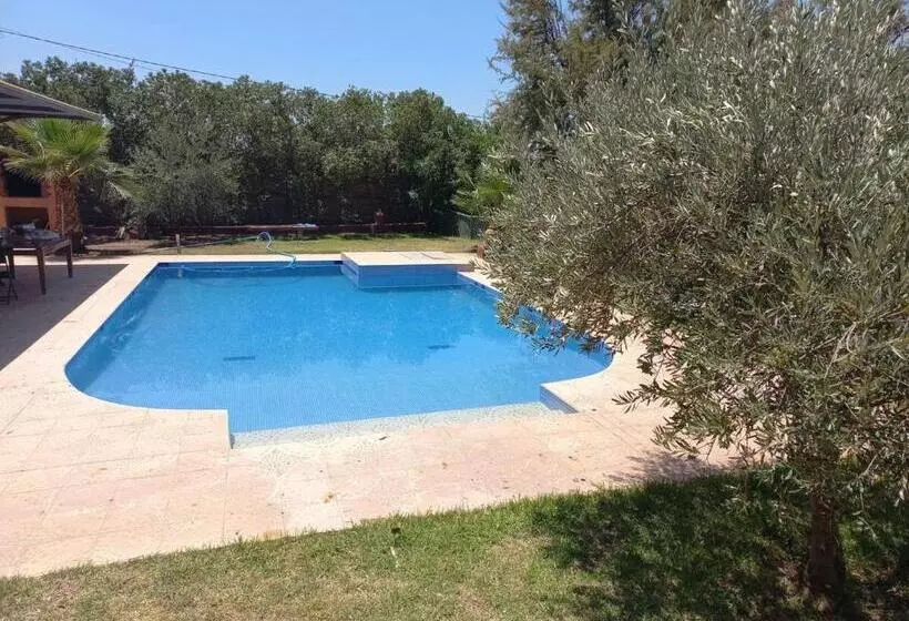ホテル Villa Générosité