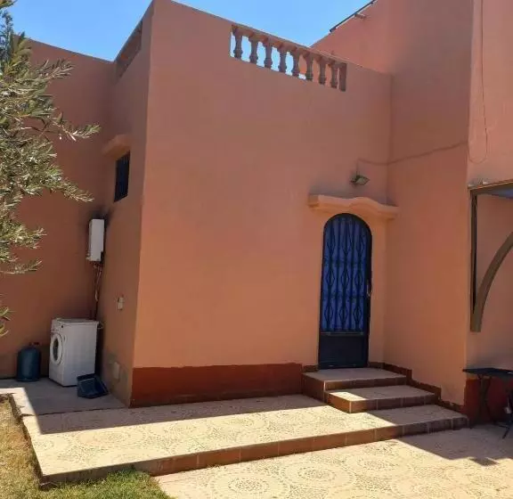 ホテル Villa Générosité