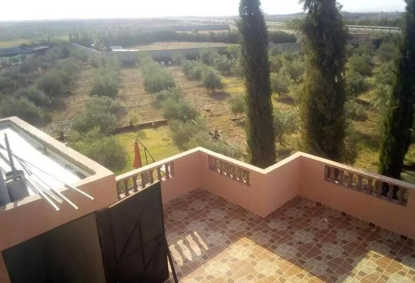 ホテル Villa Générosité