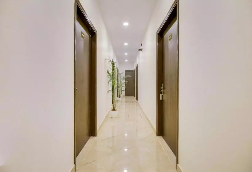 ホテル Orchid Regency