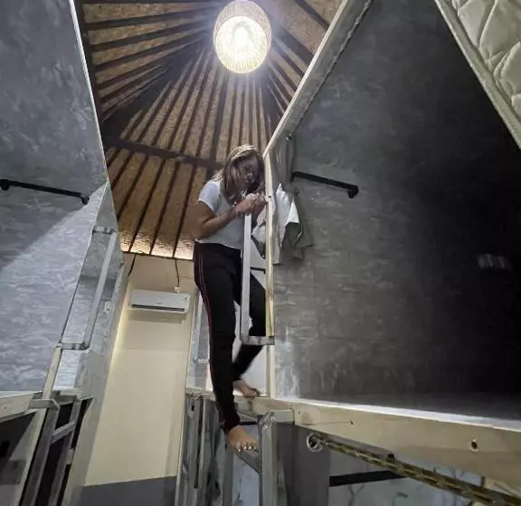 Pedidi Penida Hostel
