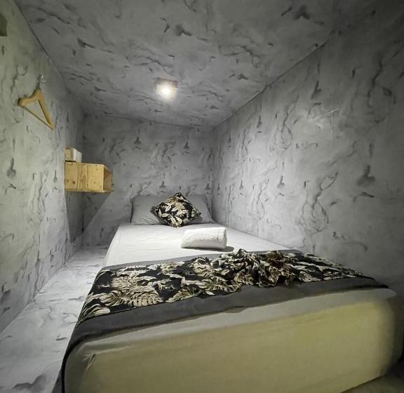 Pedidi Penida Hostel