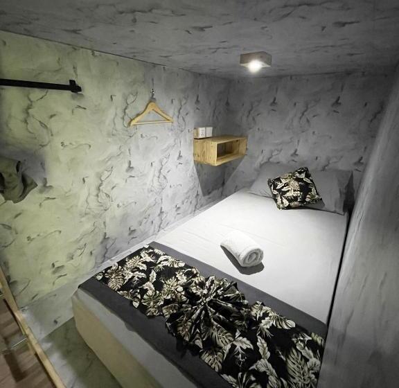 Pedidi Penida Hostel