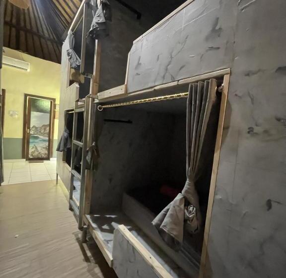 Pedidi Penida Hostel