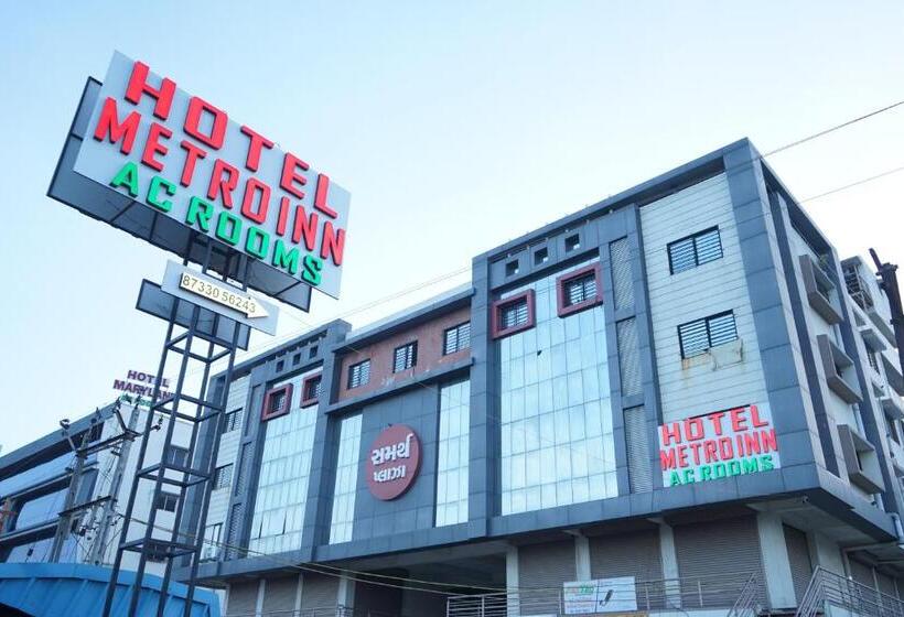 פנסיון Metro Inn