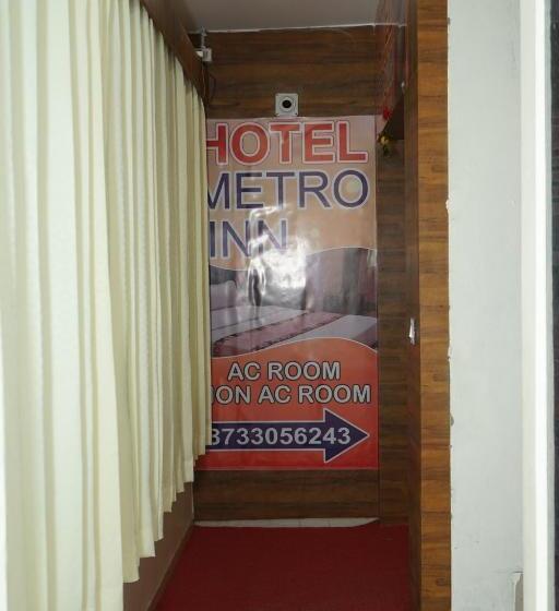 פנסיון Metro Inn