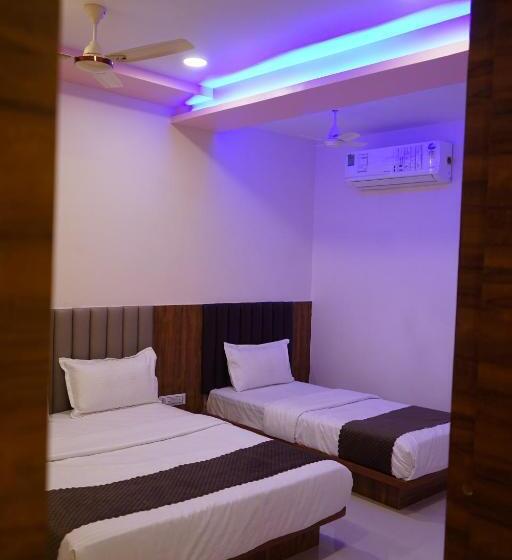 פנסיון Metro Inn