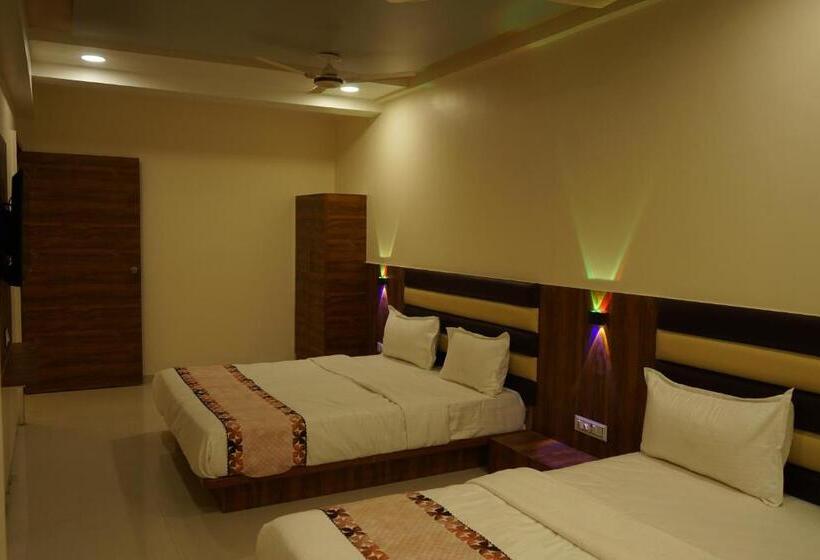 פנסיון Metro Inn