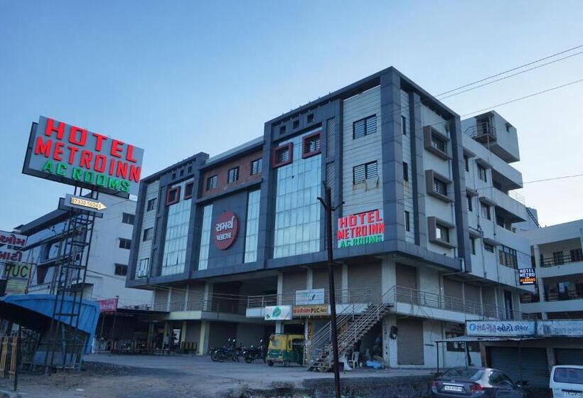 פנסיון Metro Inn