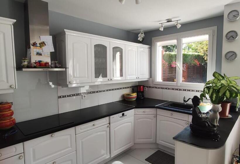 پانسیون Olympique Jo 2024 6pers Climatisation