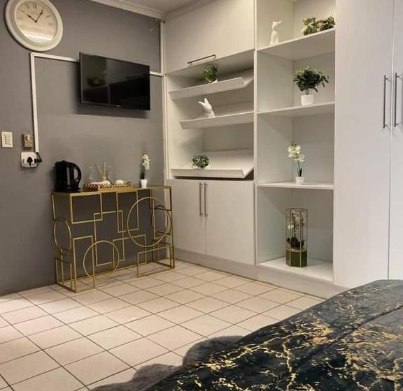 ペンション P&l Exclusive Beauty Parlour