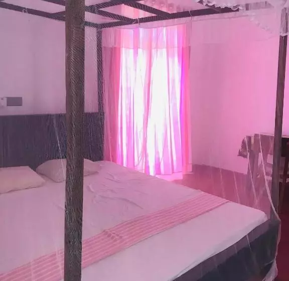 ペンション Sun Shine House