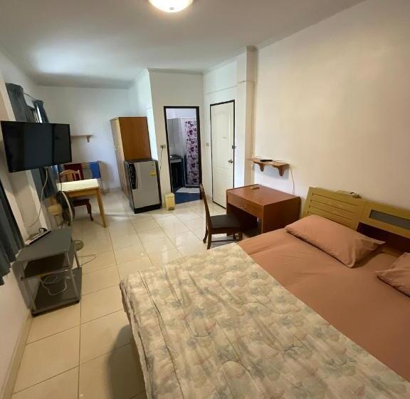 پانسیون Ta Worapanom House Edelweiss