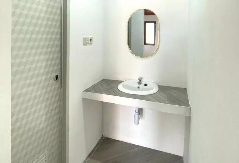 Urbanview Hotel Nerine S Glamping Village Cipanas By Reddoorz