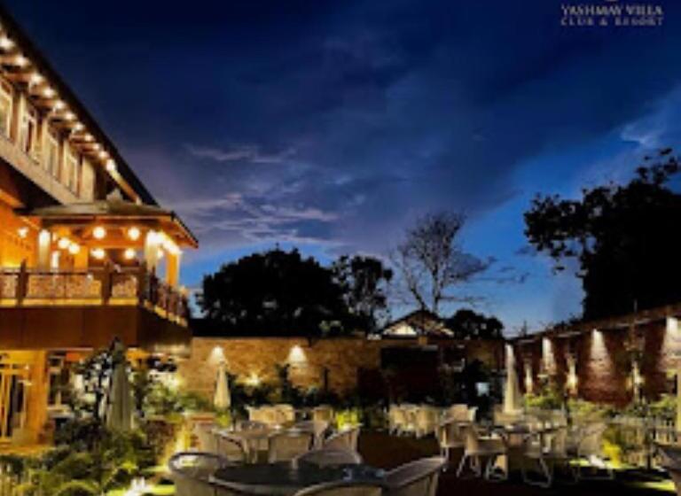 Yashmay Villa Club & Resort,gonda