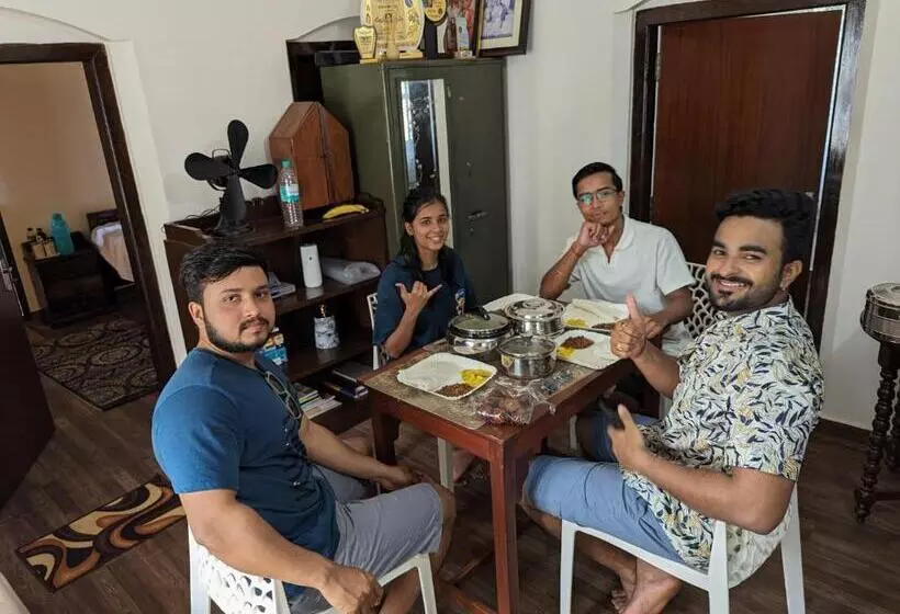 ベッドアンドブレックファースト Hill Top Homes