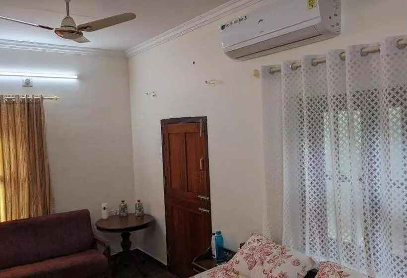 ベッドアンドブレックファースト Hill Top Homes