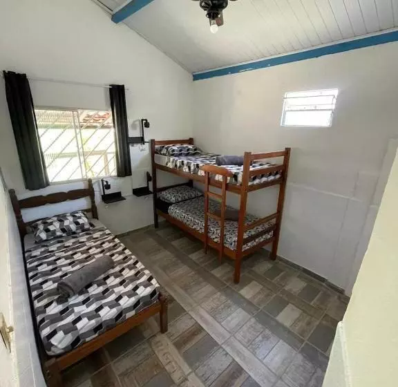 تختخواب و صبحانه Hostel Madrid Bahia