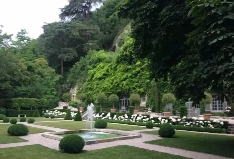 تختخواب و صبحانه Manoir Des Basses Rivières