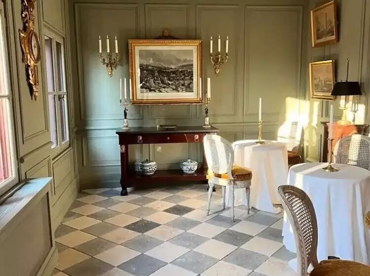 تختخواب و صبحانه Manoir Des Basses Rivières