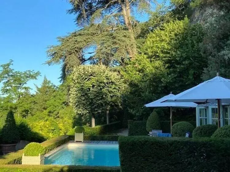 تختخواب و صبحانه Manoir Des Basses Rivières