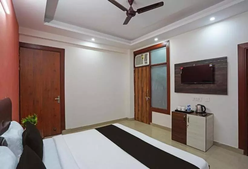 ホテル O Noida Stays