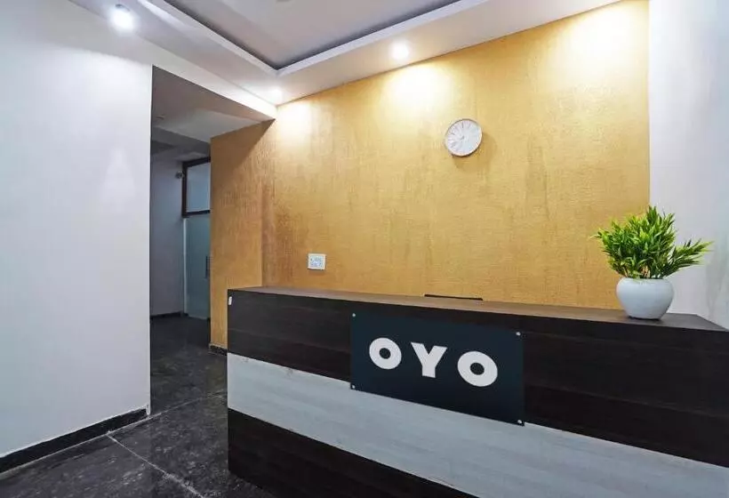 ホテル O Noida Stays