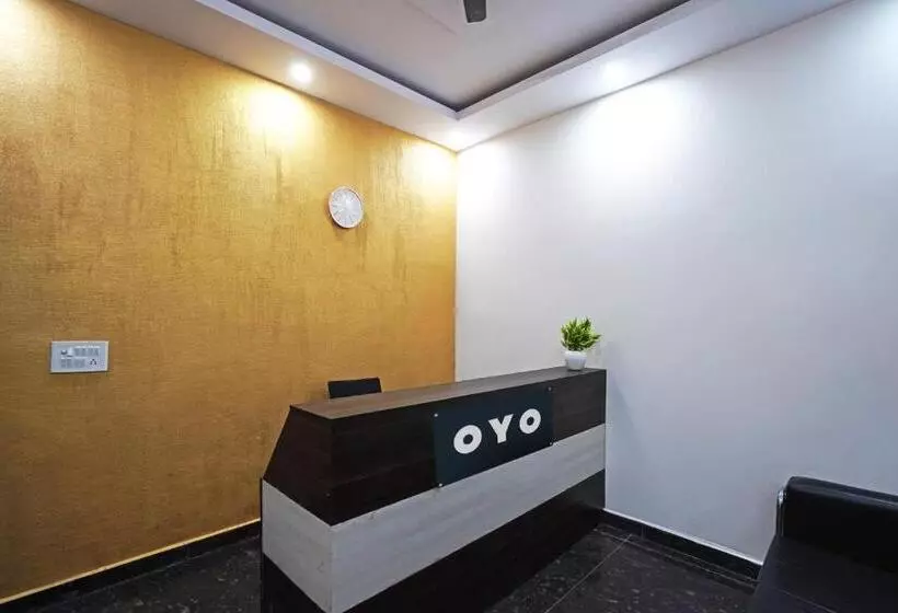 ホテル O Noida Stays