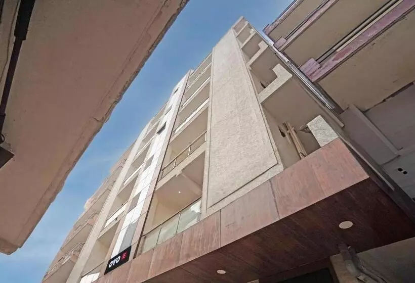 ホテル O Noida Stays