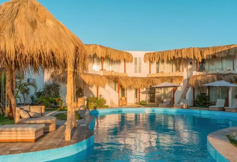 Hotelli Beso De Sal Resort